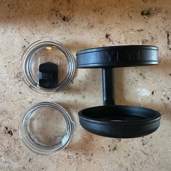 YETI Black Drink Holder with Clear Lids - Picture 1 of 10
